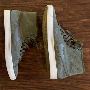 Nike Women’s shoes